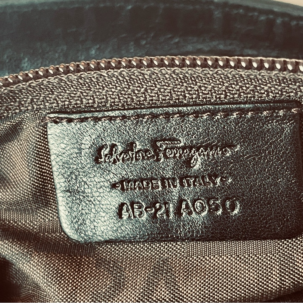 FERRAGAMO Black Soft Leather Bag Purse Silver Hardware Authentic Like New!! - Picture 7 of 12